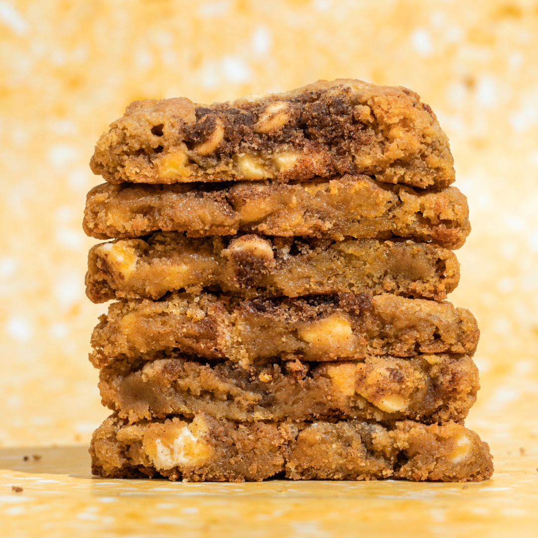 PUMPKIN CINNAMON ROLL COOKIE